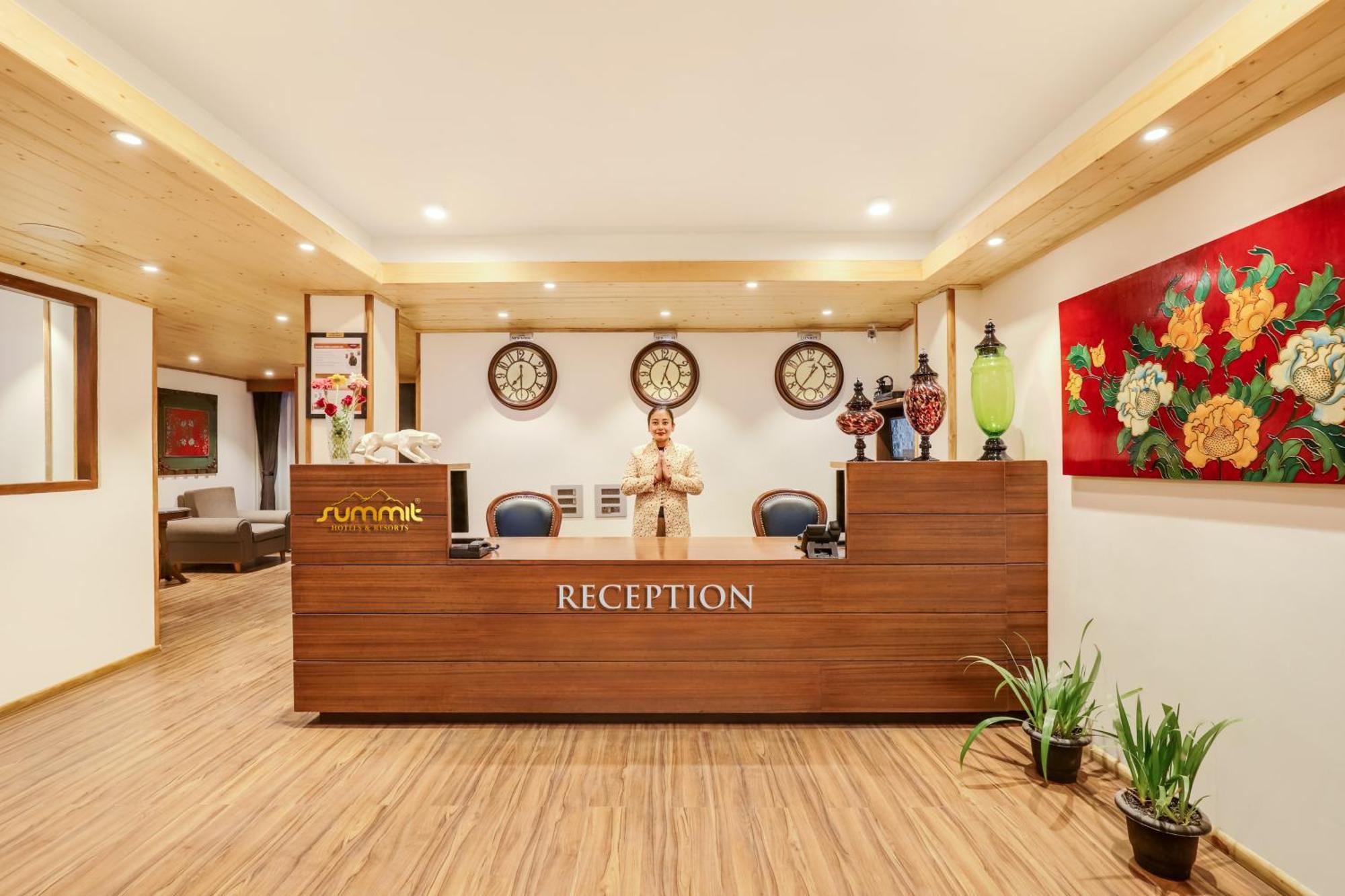 Summit Swiss Heritage Resort & Spa Дарджилинг Экстерьер фото