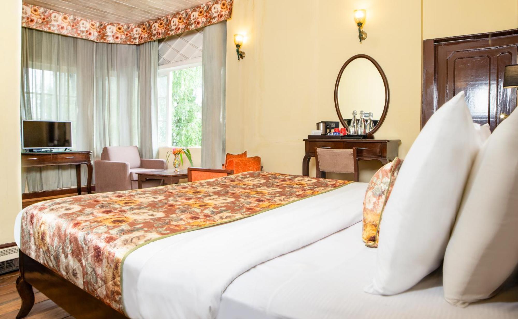 Summit Swiss Heritage Resort & Spa Дарджилинг Экстерьер фото